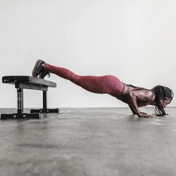 NWT NOBULL Women’s Tight 28” - Medium - Wine Melange - Picture 4 of 9